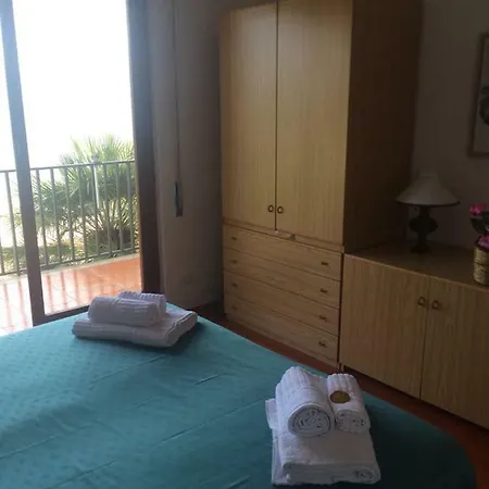 Vila #yourbeach Santa Flavia
